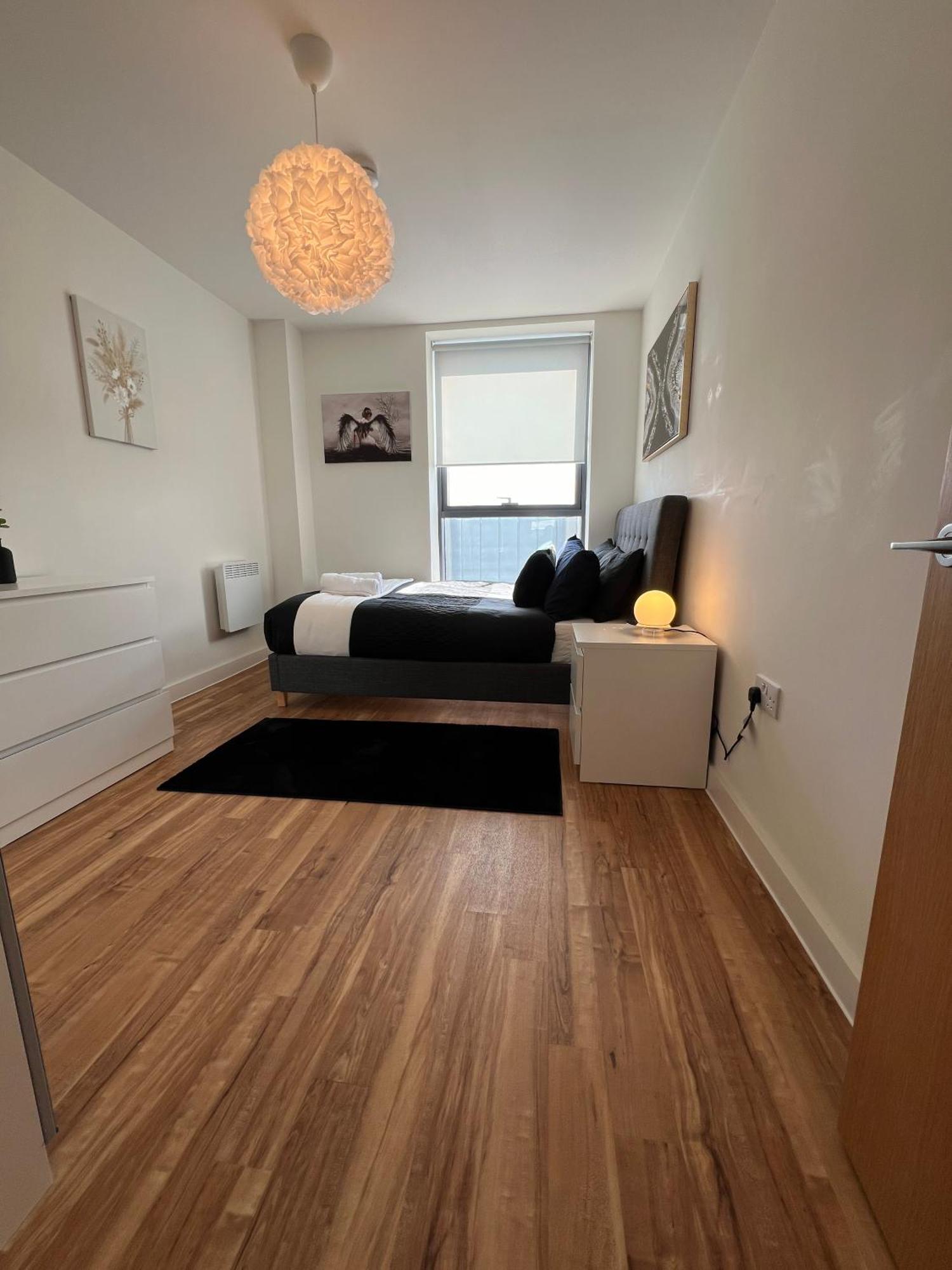Апартаменты Drillzstays - Salford Quays Free Parking