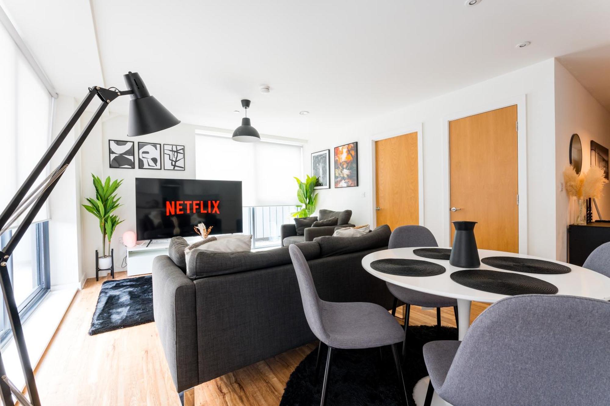 Drillzstays - Salford Quays Free Parking Apartment *